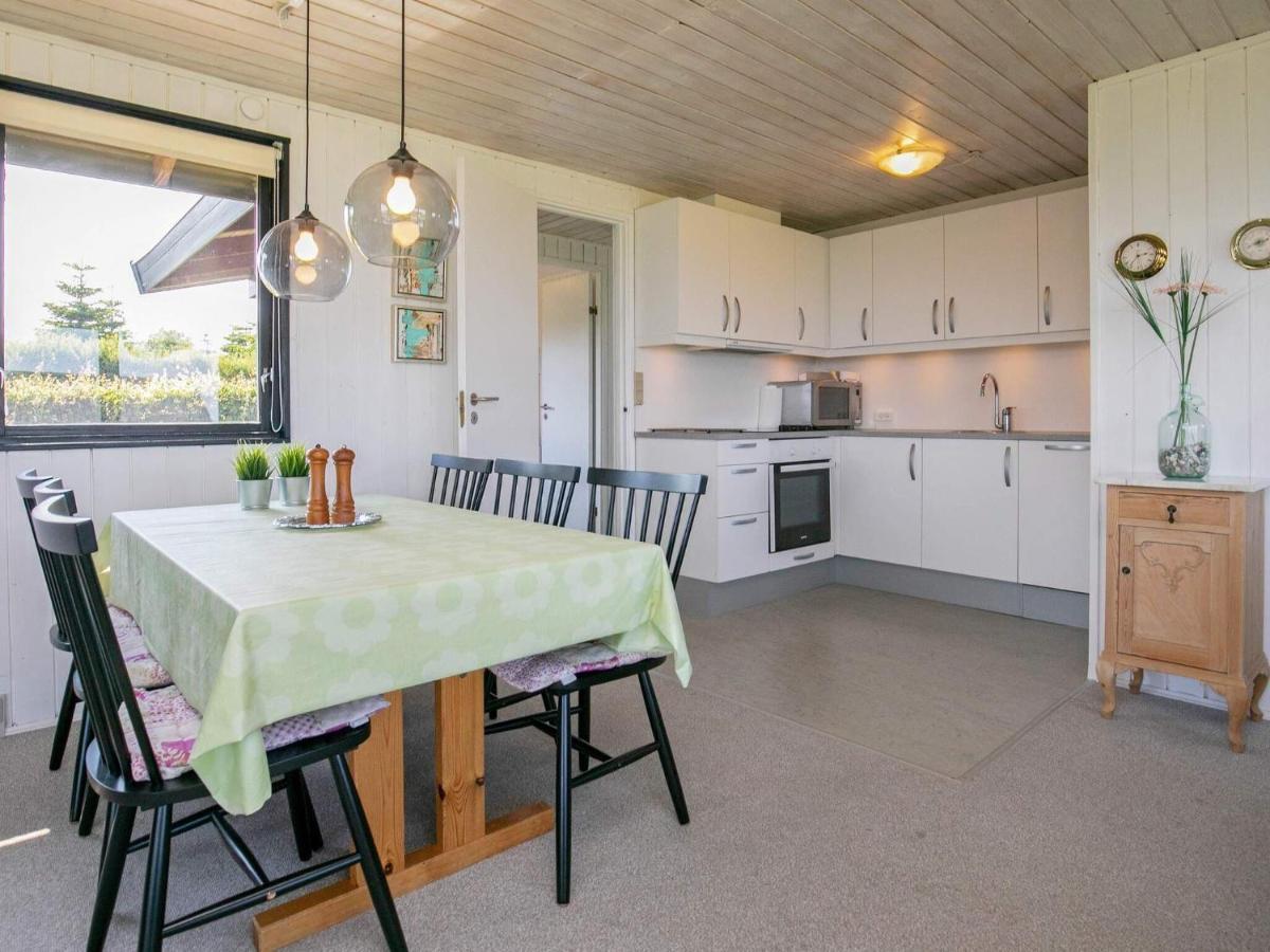 6 Person Holiday Home In Hesselager Exterior foto